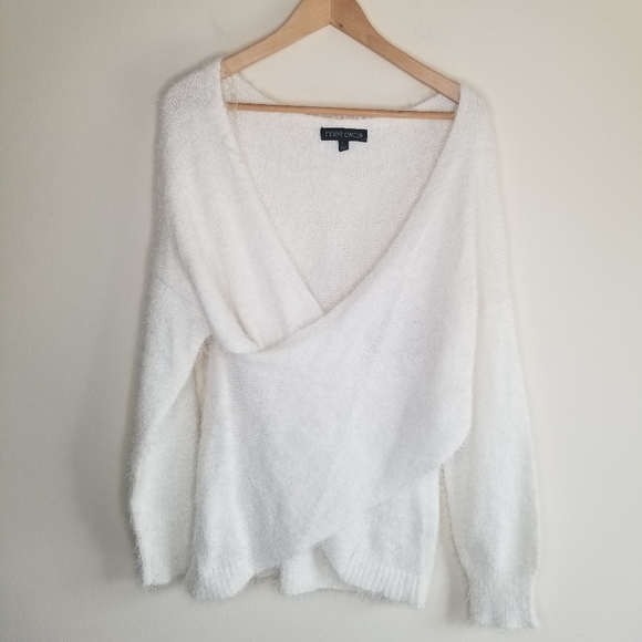 INNER CIRCLE NWOT Crossfront Wrap Fuzzy Sweater - Picture 8 of 9